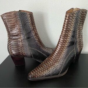 EUC Lorenzo Banfi Exotic Python Leather Western Ankle Boots Pointed Toe Booties